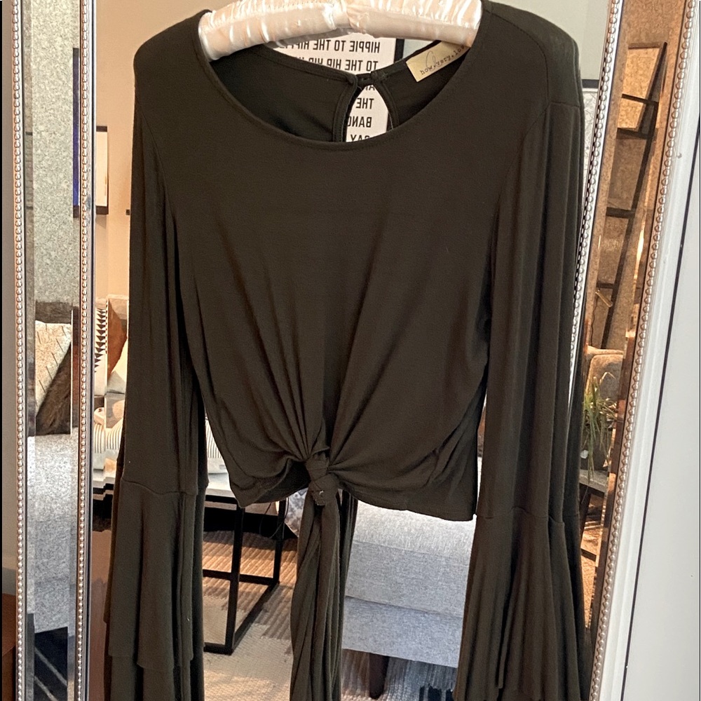 Cropped bell sleeve top